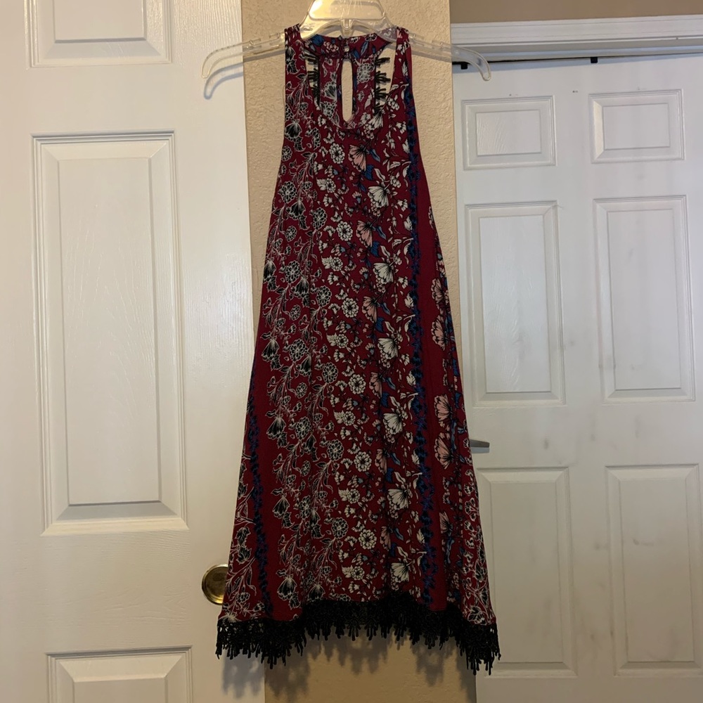 Alya (Francesca’s) Floral Shift Dress